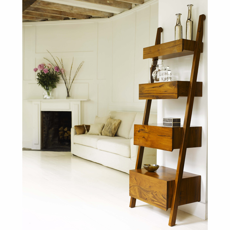 estante modelo escada