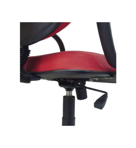cadeira-diretor-giratoria-regulagem-escritorio-detalhe-soline-moveis-600