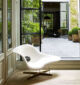 poltrona-la-chaise-charles-e-ray-eames-ambientada-600