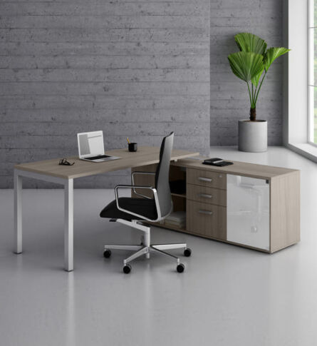 MV-prima-arq-mesa-diretor-armario-vidro-trave