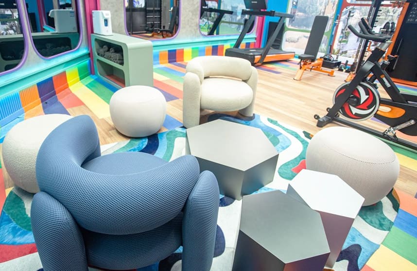 bbb25 Poltrona Abaco e Puff Ufo para momentos de descanso na academia soline moveis