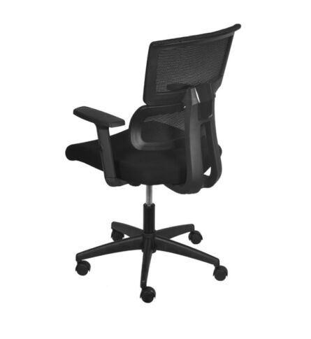 Cadeira ergonômica TelaX Diretor com assento estofado, encosto em tela mesh e base com rodízios